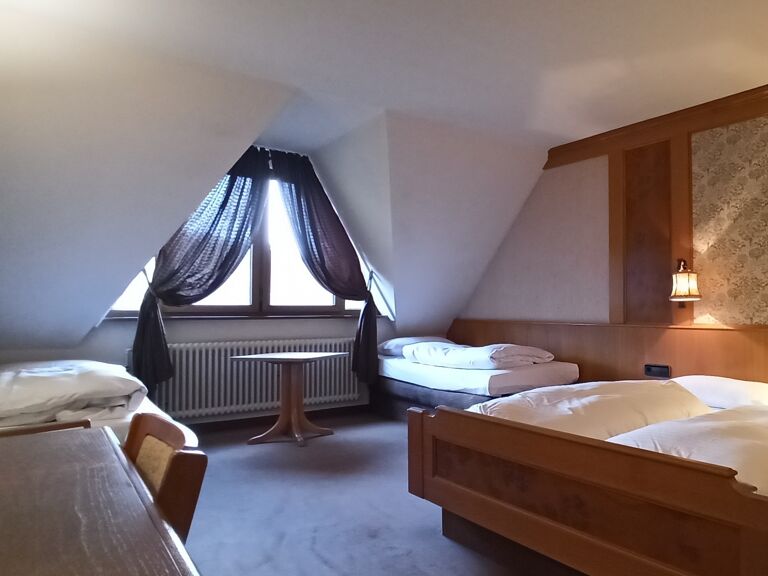 Familienzimmer B