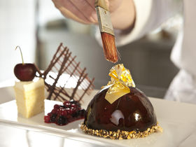 Romantische Auszeit zu Zweit im 5***** S Parkhotel Bremen inkl. 3-Gang-Menü | 2 Nächte
