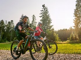 3 Tage E-Bike Auszeit im Grünen – rund um Schloss Gehrden 