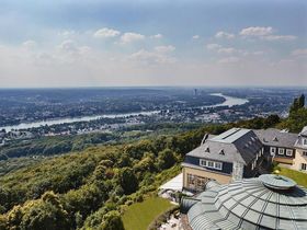 Auszeit im Siebengebirge auf dem Petersberg inkl. 3-Gang Menü | 2 Nächte