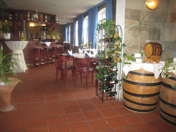 Bild 8 von 12