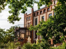 Ostsee-Märchenschloss am Rande von Wismar - Gamehler Landpartie