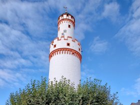 Champagnerluft und Tradition in Bad Homburg