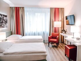 Kleine Wellnessauszeit im Taunus mit der Rhein-Main-Therme 3