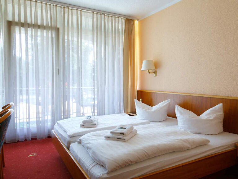 Doppelzimmer mit Balkon