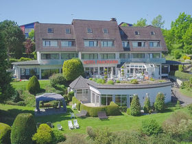 Von Kopf bis Fuß entspannt in der Eifel inkl. HP und Behandlung