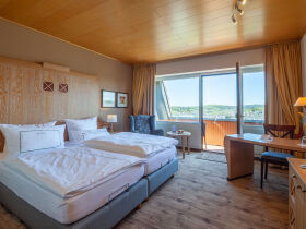 Von Kopf bis Fuß entspannt in der Eifel inkl. HP und Behandlung