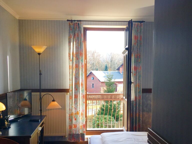 Doppelzimmer mit Balkon