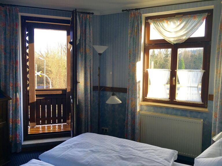 Doppelzimmer mit Balkon B