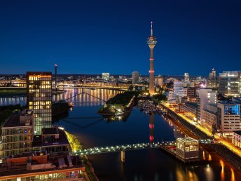 Düsseldorf hoch hinaus - 4 Tage Kurzurlaub am Hafen