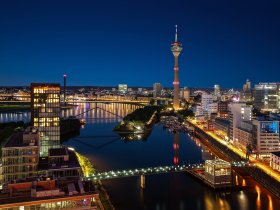 Dinner mit Ausblick in Düsseldorf - Kurzurlaub inkl. Abendessen