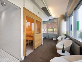 Dinner mit Ausblick in Düsseldorf - Kurzurlaub inkl. Abendessen