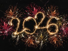 Silvester in Düsseldorf - Mottoparty All White & Floral