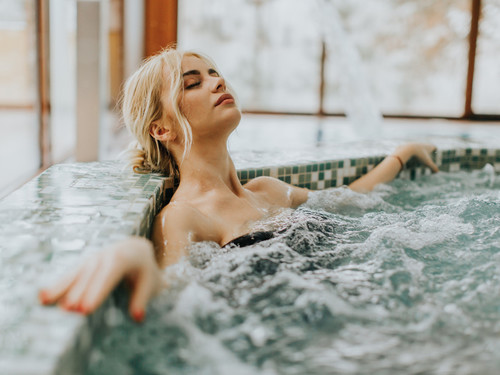 2 Tage Thermenurlaub am Bodensee | Auszeit in der Therme Meersburg
