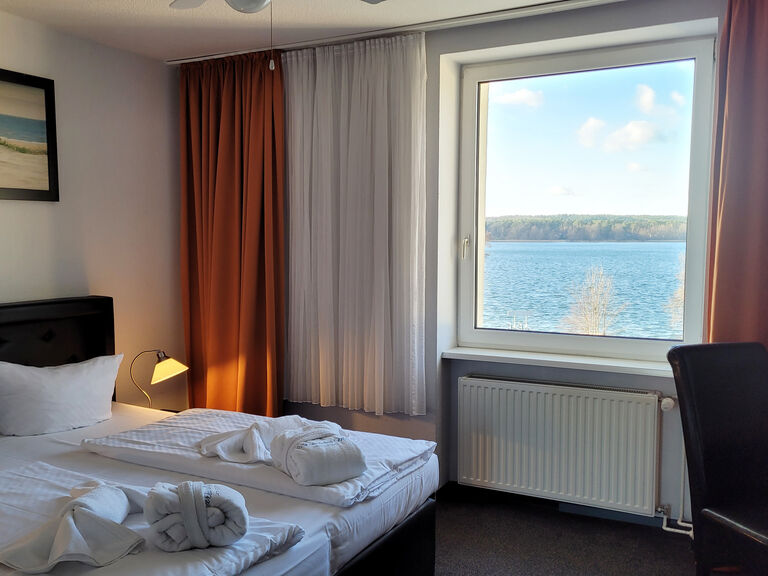 Doppelzimmer Seeseite