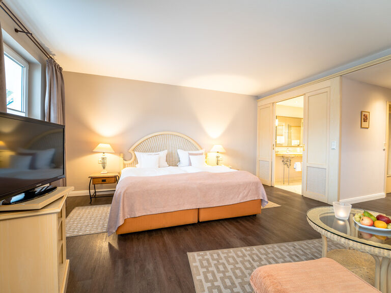 Juniorsuite/n