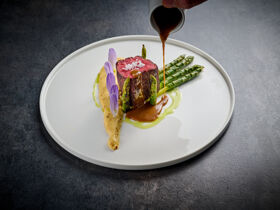 Silvester-Auszeit mit Tanzmusik und kulinarischem Feuerwerk