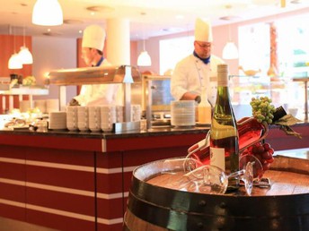 Heiße Quellen - 6 Tage Kurzurlaub in Binz inkl. Abendessen 