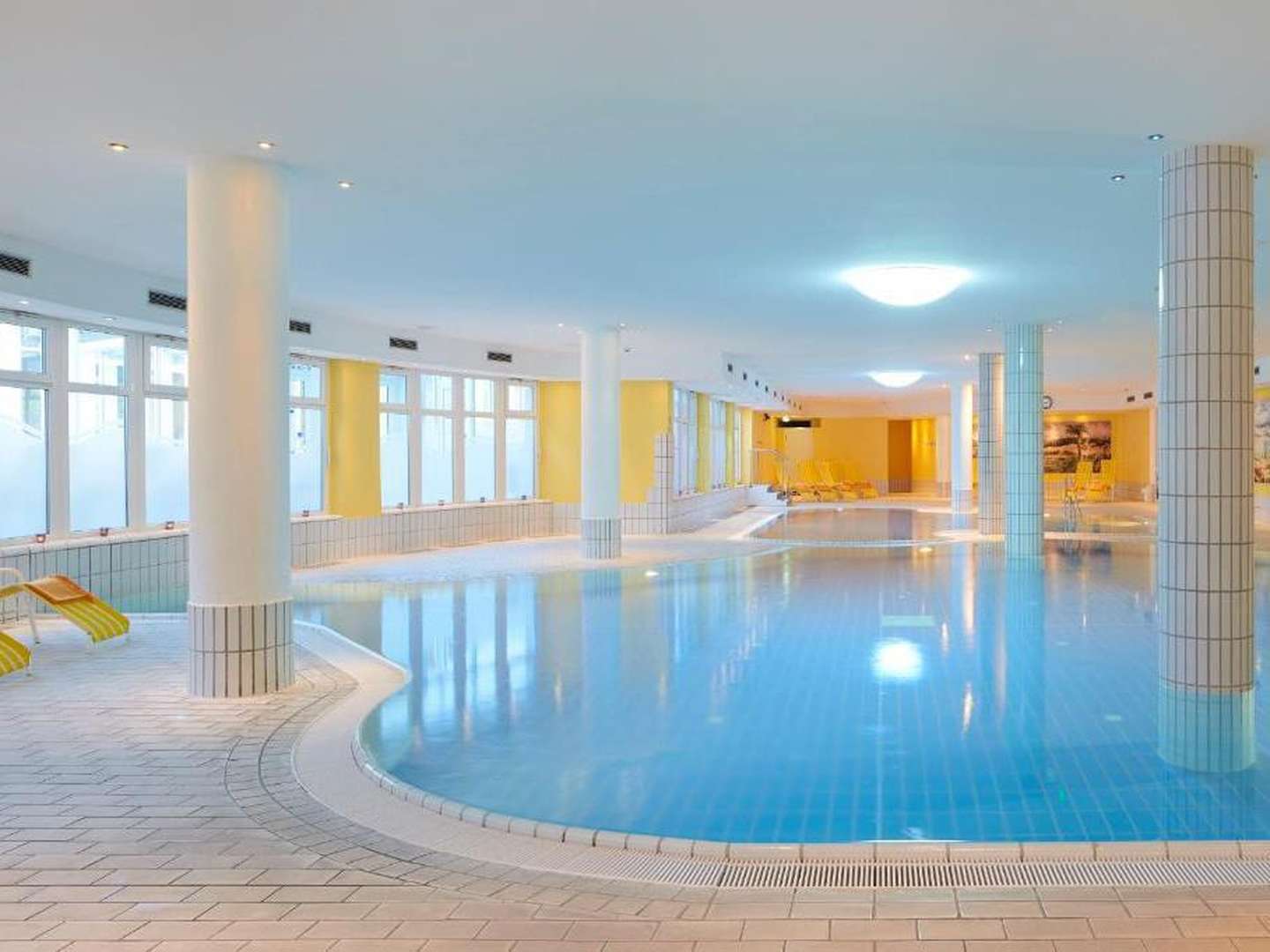 Heiße Quellen - 6 Tage Kurzurlaub in Binz inkl. Abendessen 