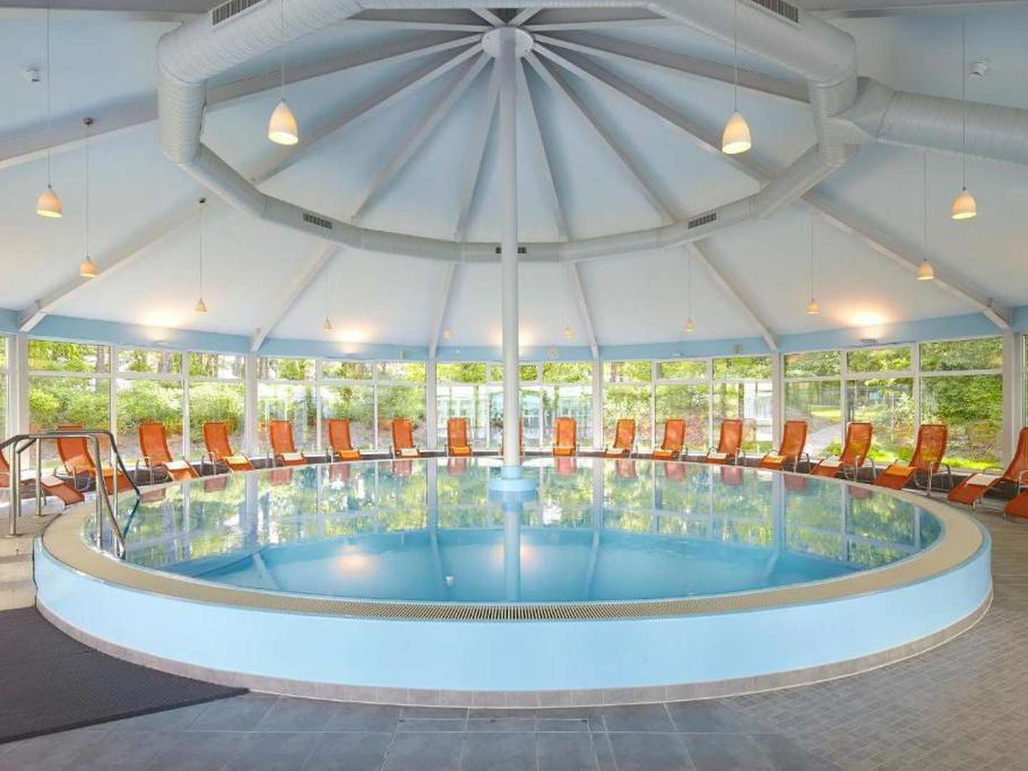Heiße Quellen - 6 Tage Kurzurlaub in Binz inkl. Abendessen 