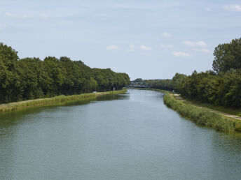 Bild 9 von 27