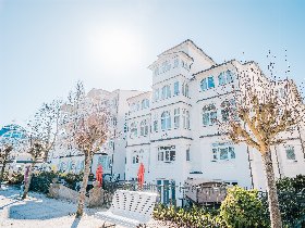 Auszeit auf Rügen im Ostseebad Binz inkl. Halbpension