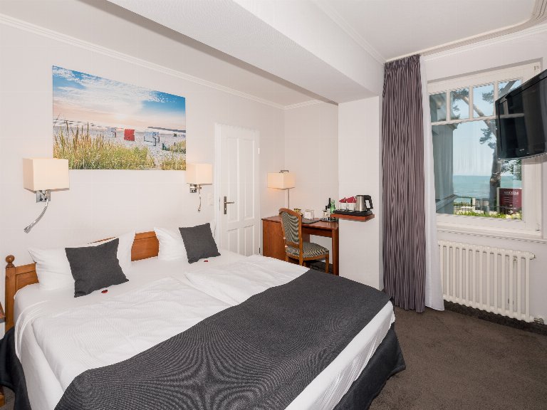 Doppelzimmer seitl. Meerblick