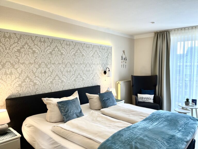 Doppelzimmer mit Balkon