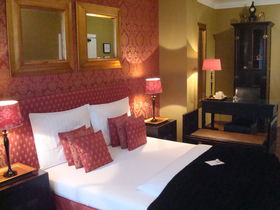 Auszeit vom Alltag in Düsseldorf - 4 Tage Architektur, Shopping und Kultur