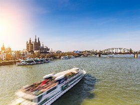 Den Rhein & Köln erleben inkl. Panorama-Schifffahrt 2025
