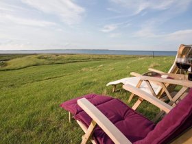 AusZeit auf der Hallig und mitten im Meer - inkl. täglichem Abendessen