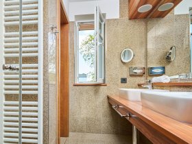 Magische Momente zum Jahreswechsel mit Gala-Buffet, Livemusik & Tanz