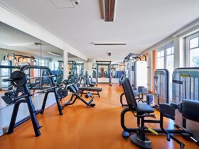 Magische Momente zum Jahreswechsel mit Gala-Buffet, Livemusik & Tanz