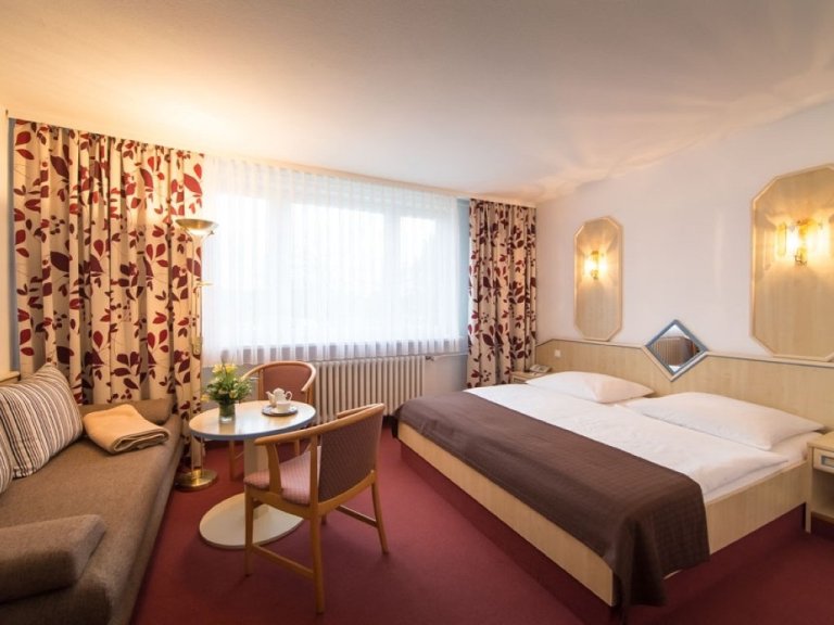 Doppelzimmer Waldseite