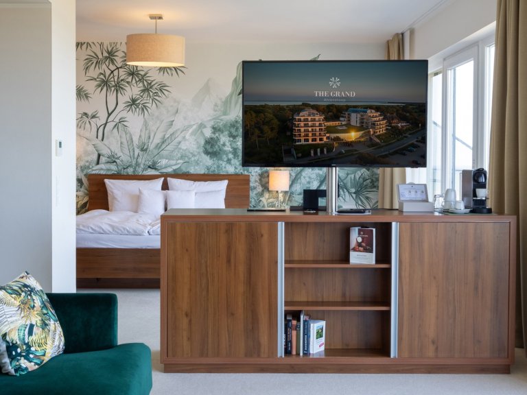 Tipi Suite