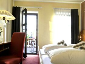 Winter- Romantik an der Elbe - 3 Tage im Hotel Elbterrasse Wachwitz 