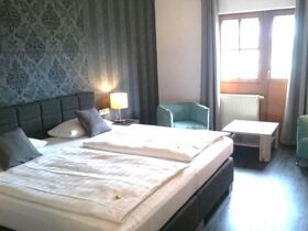 2 Tage wie Romeo und Julia in Losheim am See inkl. Candlelight Dinner & Massage