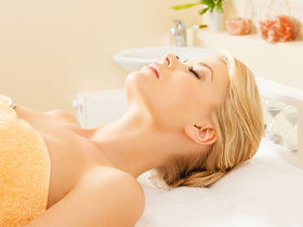 2 Tage wie Romeo und Julia in Losheim am See inkl. Candlelight Dinner & Massage