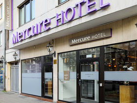 3 Tage Düsseldorf - Shopping, Kultur und Architektur inkl. Carepaket