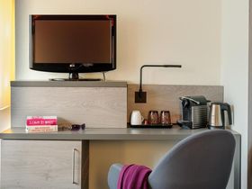 3 Tage Düsseldorf - Shopping, Kultur und Architektur inkl. Carepaket