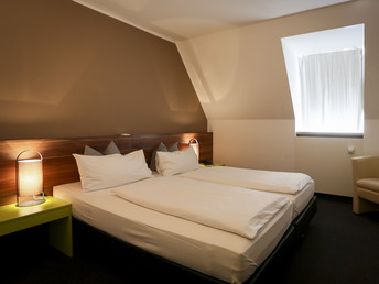 Bild 28 von 35