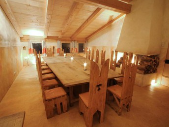 Bild 8 von 18