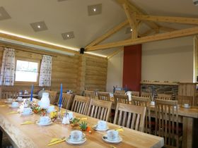 Especially for Two mit  Candle-Light-Dinner & Massage