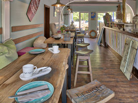 Mit Frauchens Liebling am Ostseestrand - Hundearrangement 