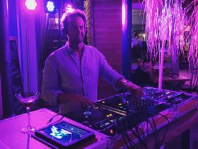 Mit Frauchens Liebling am Ostseestrand - Hundearrangement 