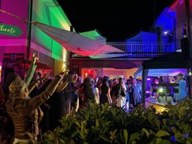 Mit Frauchens Liebling am Ostseestrand - Hundearrangement 