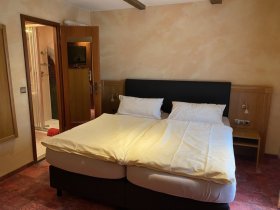 Weingenuss & Weinerlebnis Wochenende in der Pfalz | 3 Tage inkl. HP, Weinprobe und Pfalzcard