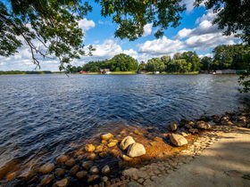 Zur Ruhe kommen an der Meckl. Seenplatte inkl. Kaminholz