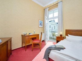 Magische Momente zum Jahreswechsel mit Gala-Buffet, Livemusik & Tanz