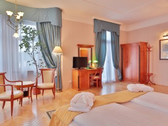 Stay & Relax-Paket inkl. Halbpension & Massagen im Marienbad | 2 Nächte
